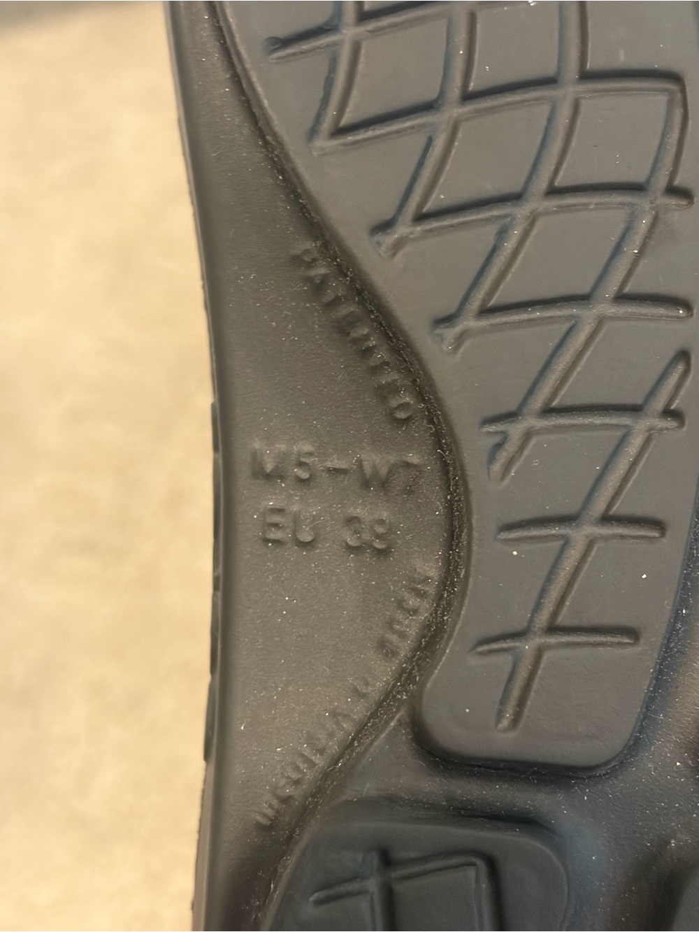 OOFOS Women's Metallic Silver Slide Sandals - Picture 4 of 4